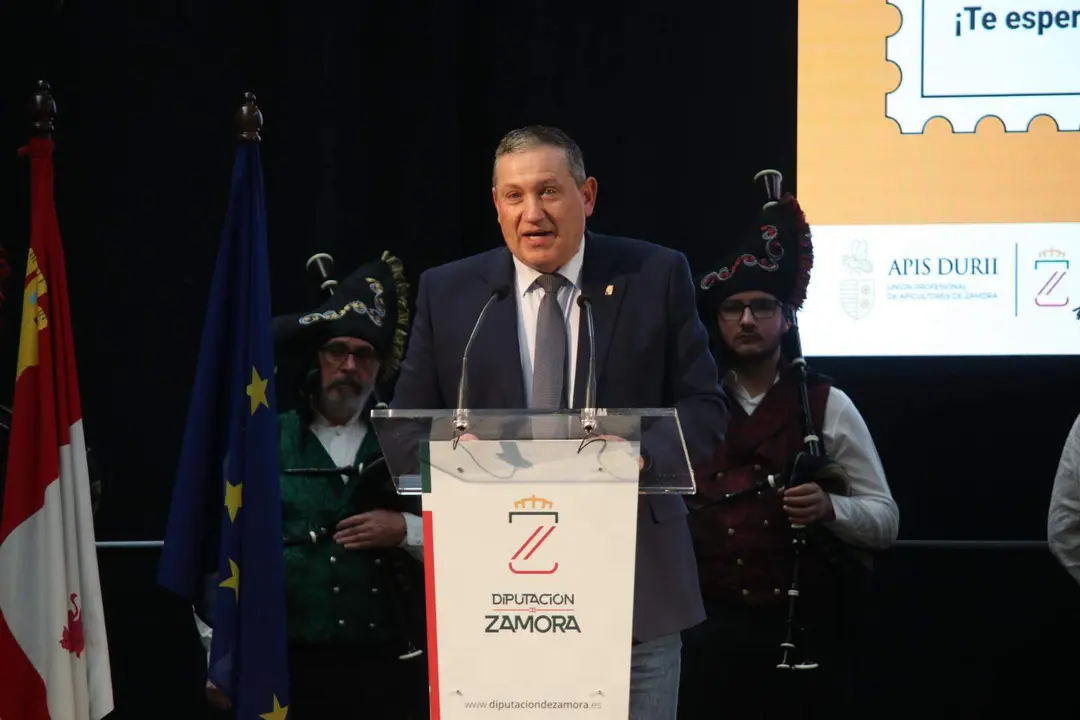 Javier Faúndez en el acto de inauguración de Meliza