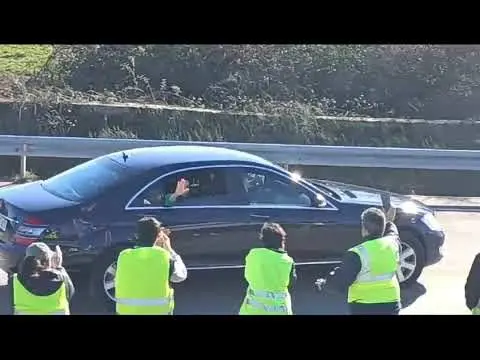 Saludo de la reina Letizia a los agricultores de Salamanca. Fotografía vía SalamancaRTVAlDía