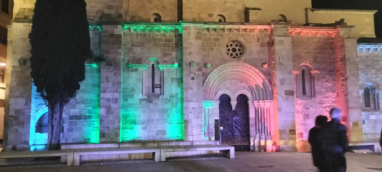santiago el burgo iluminada