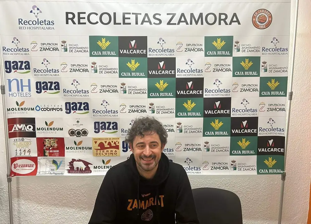 Ricardo Vasconcelos en rueda de prensa