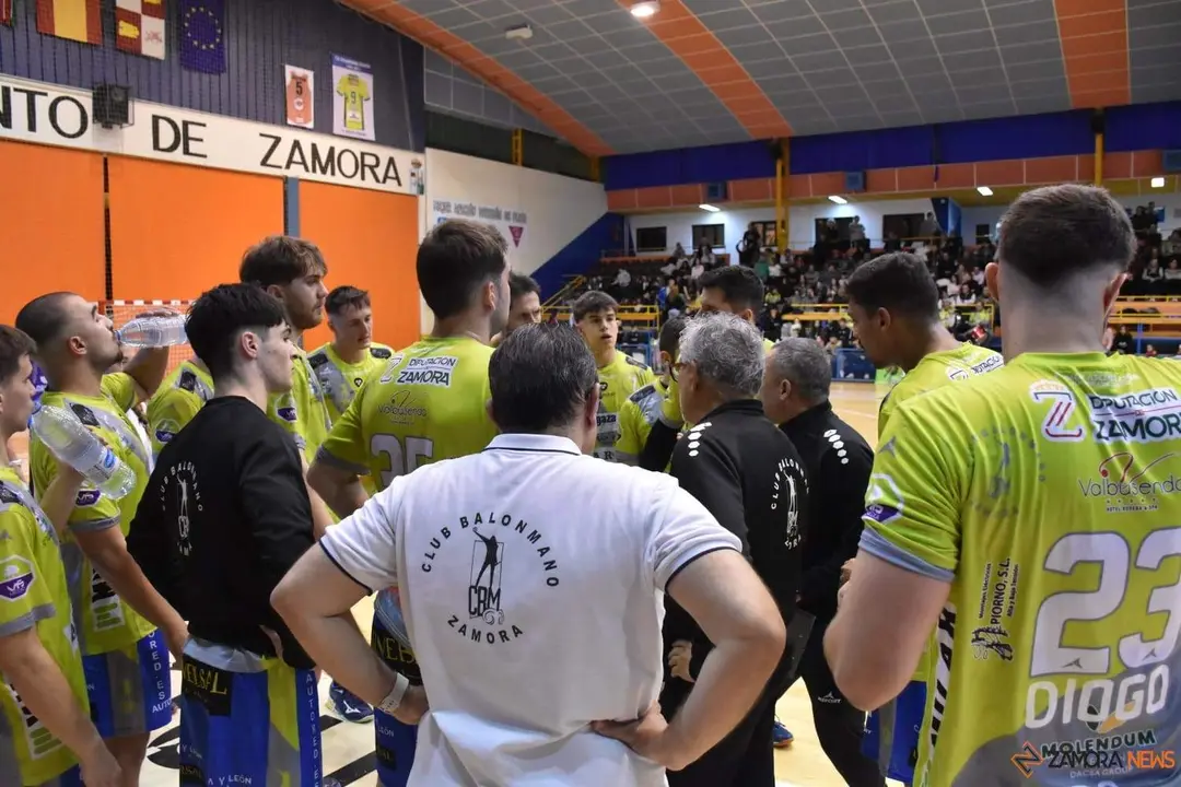 Balonmano Zamora-Atlético Novás_15