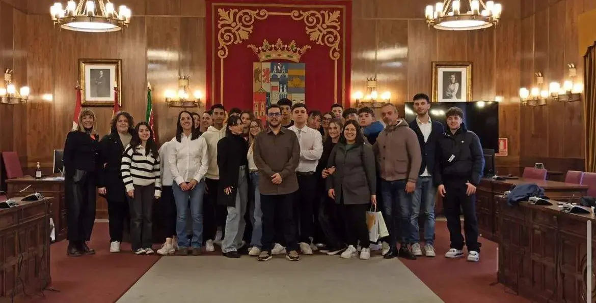 alumnos italianos visitan la Diputación de Zamora