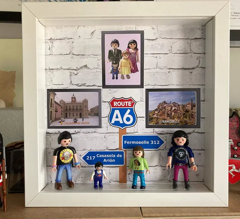 Un cuadro de Playmobil para Álex Clavero