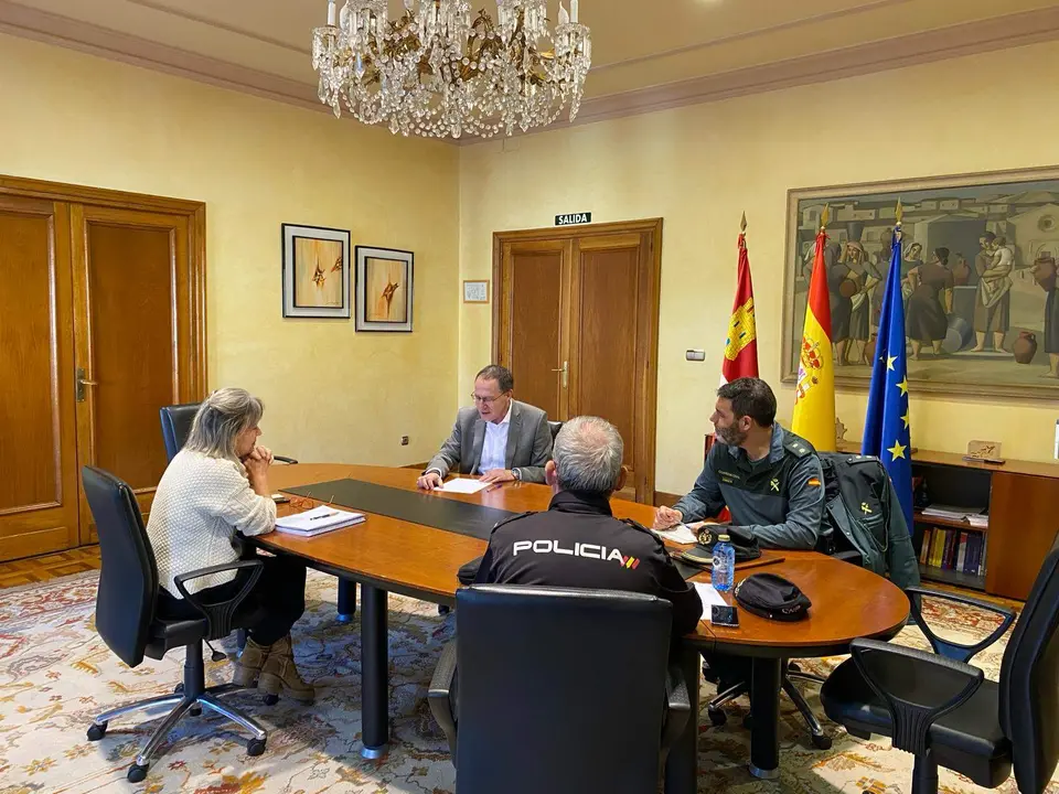 El subdelegado del Gobierno en Zamora, Ángel Blanco, tras la reunión semanal de coordinación de las Fuerzas y Cuerpos de Seguridad del Estado