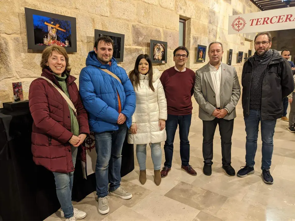 Inauguración de la exposición fotográfica del 6º Concurso Nacional de Fotografía de la Asociación Cultural de Jesús en su Tercera Caída. Imagen cedida