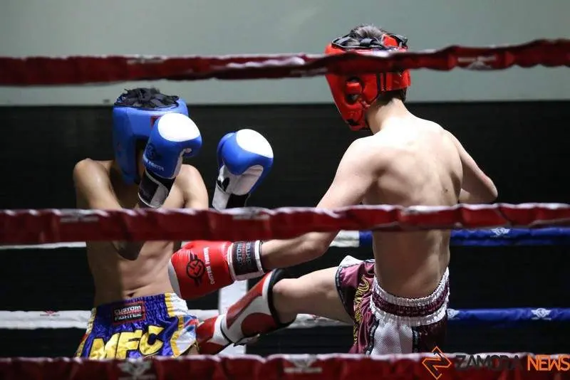 El kick boxing toma protagonismo en Zamora (12)