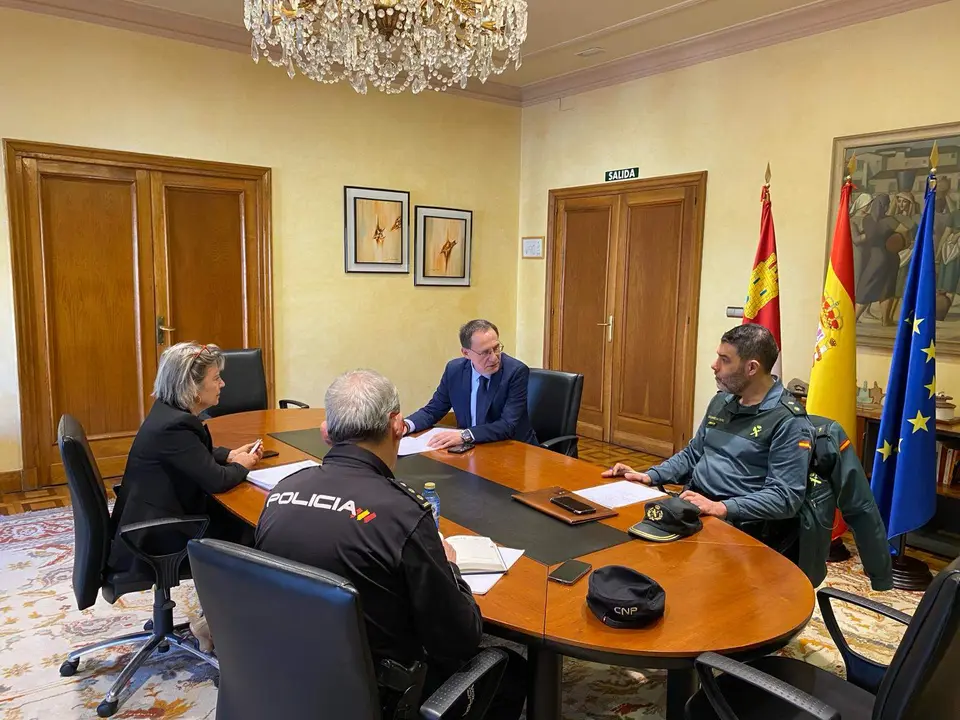 Reunión de coordinación semanal que mantiene con las Fuerzas y Cuerpos de Seguridad del Estado