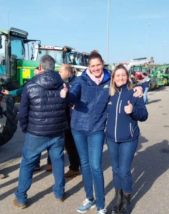 Mujeres agricultoras