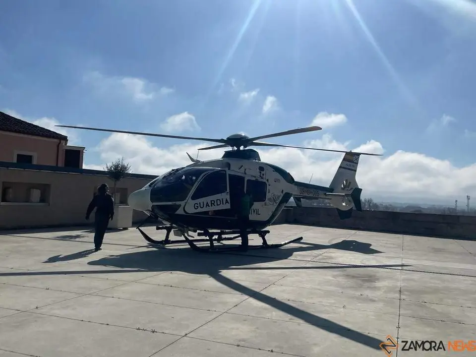 helicóptero guarcia civil _3