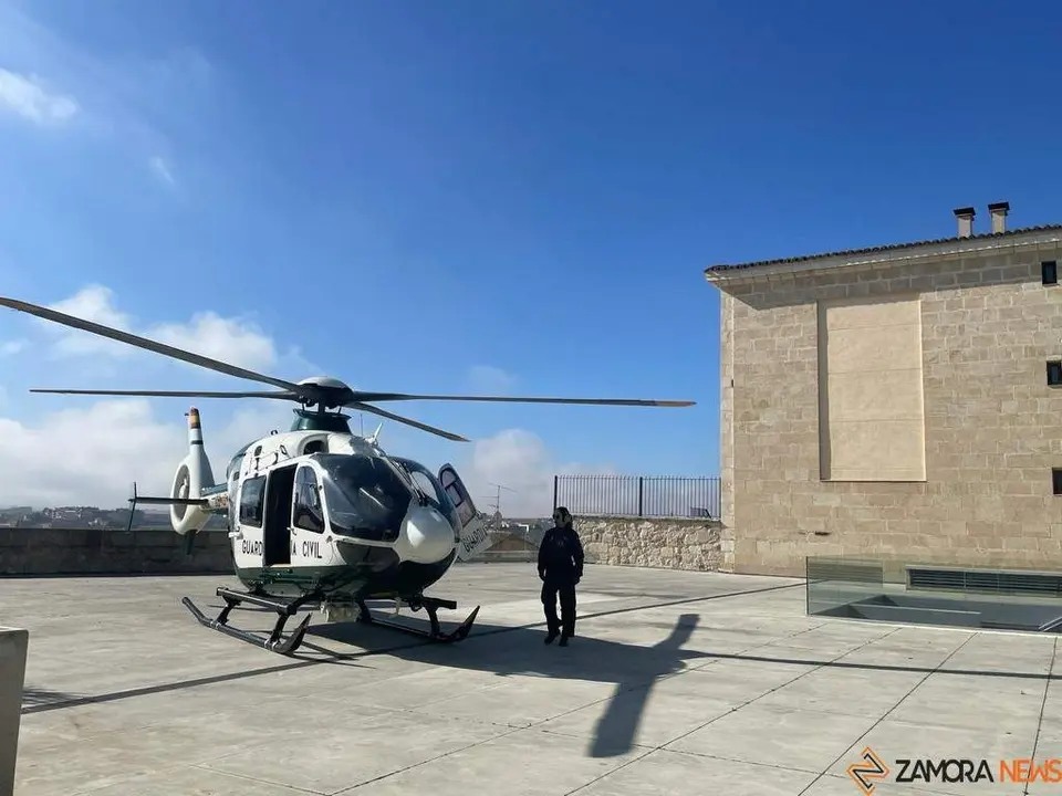 helicóptero guarcia civil _4