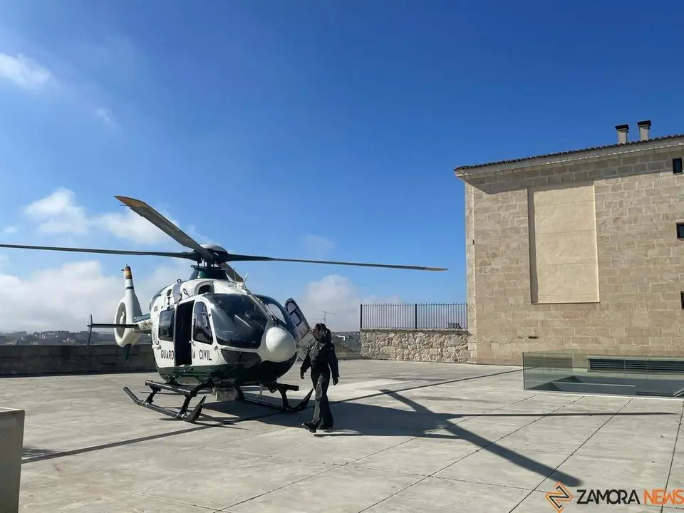 helicóptero guarcia civil _5
