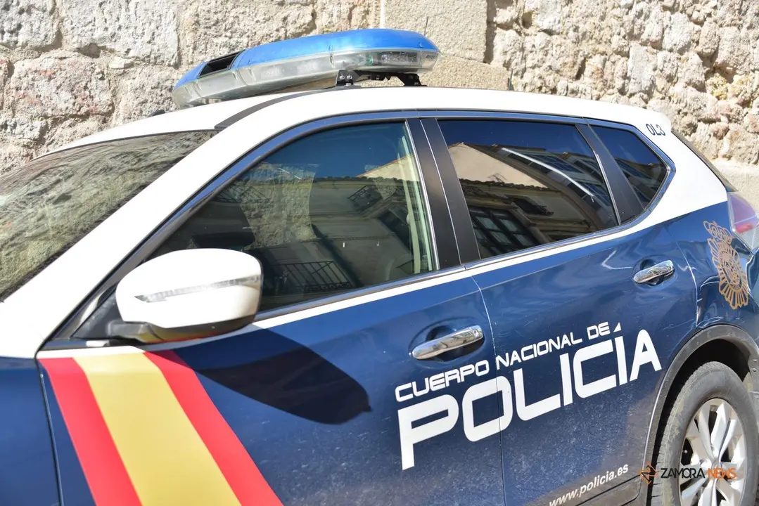 Vehículo de la Policía Nacional
