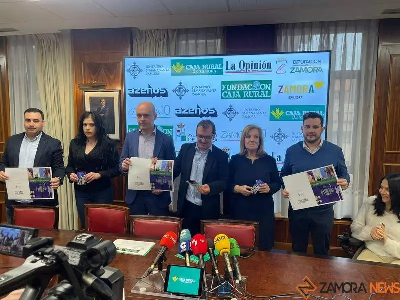 Presentación del folleto oficial de la Junta Pro Semana Santa