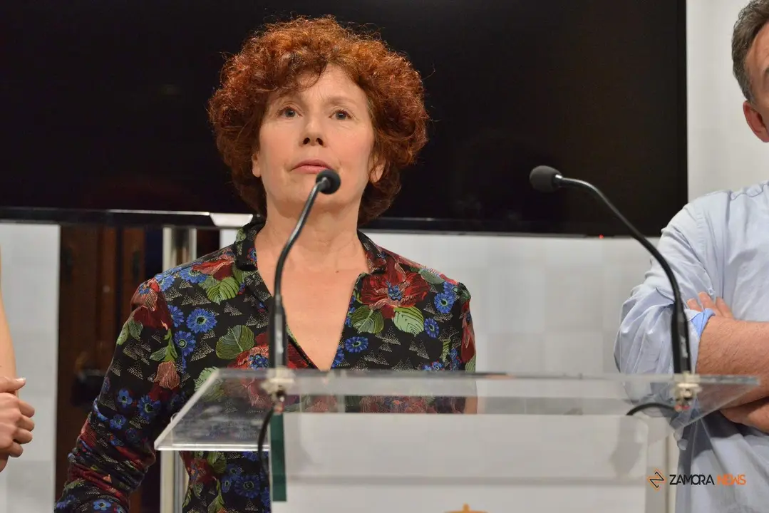 Mireia Oriol, la directora Icíar Bollaín y Urko Olazábal_9