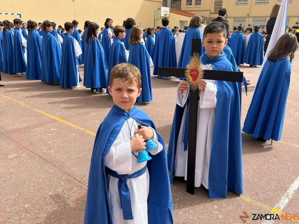 El Sagrado Corazón de Jesús de Zamora celebra su propia procesión de Semana Santa