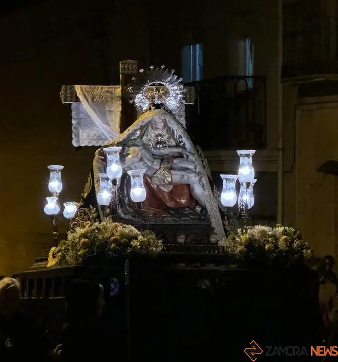 viernes dolores ssanta fuentesaúco 2024 (4)