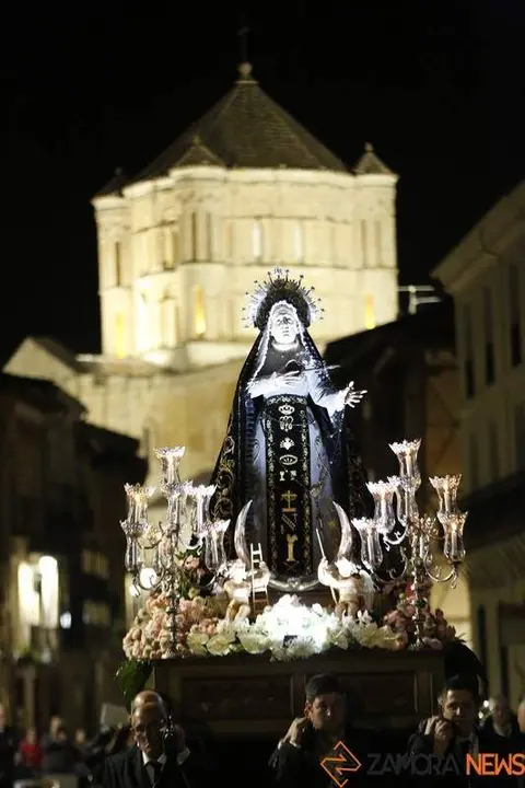 viernes dolores toro (1)_tn