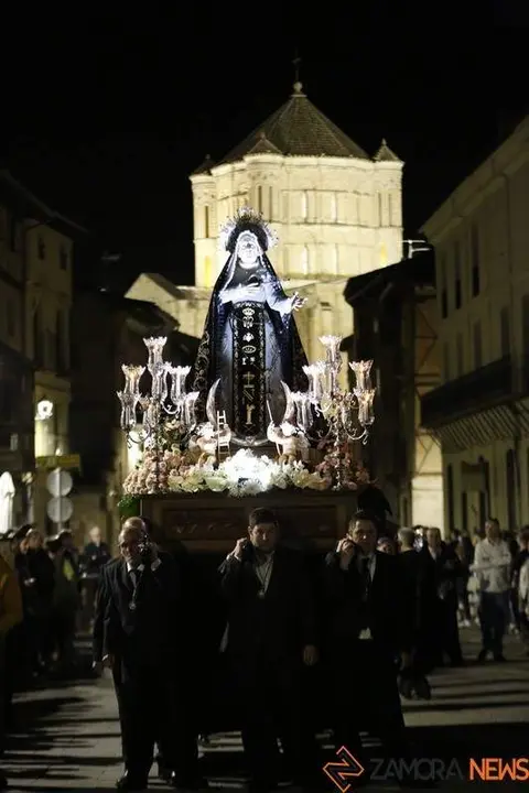 viernes dolores toro (2)_tn