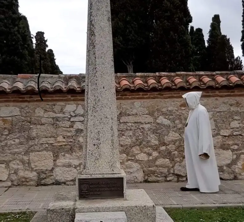 Las esquilas del barandales que honran a los ausentes. Fragmento del vídeo realizado por la Hermandad Penitencial de Nuestro Jesús de Luz y Vida