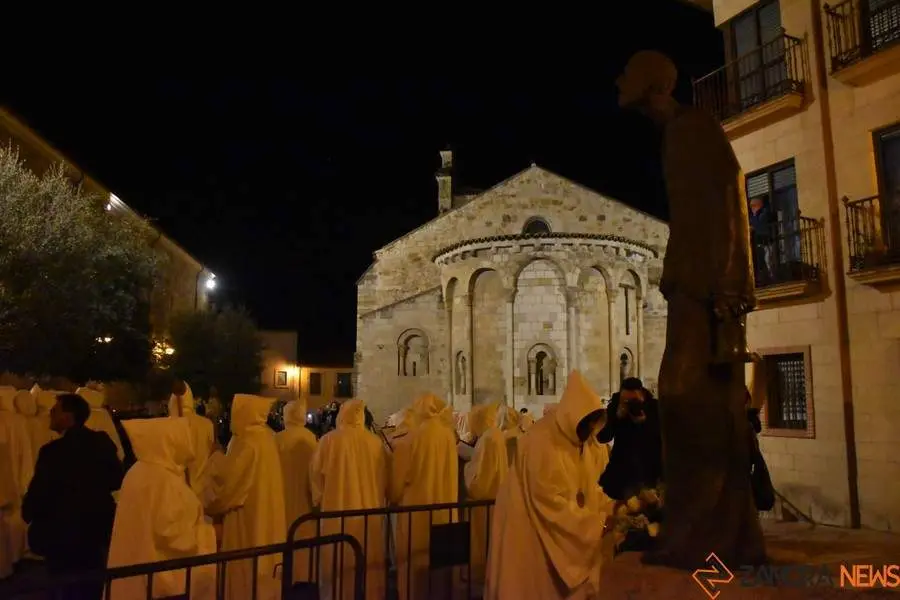 Procesión de Luz y Vida_7