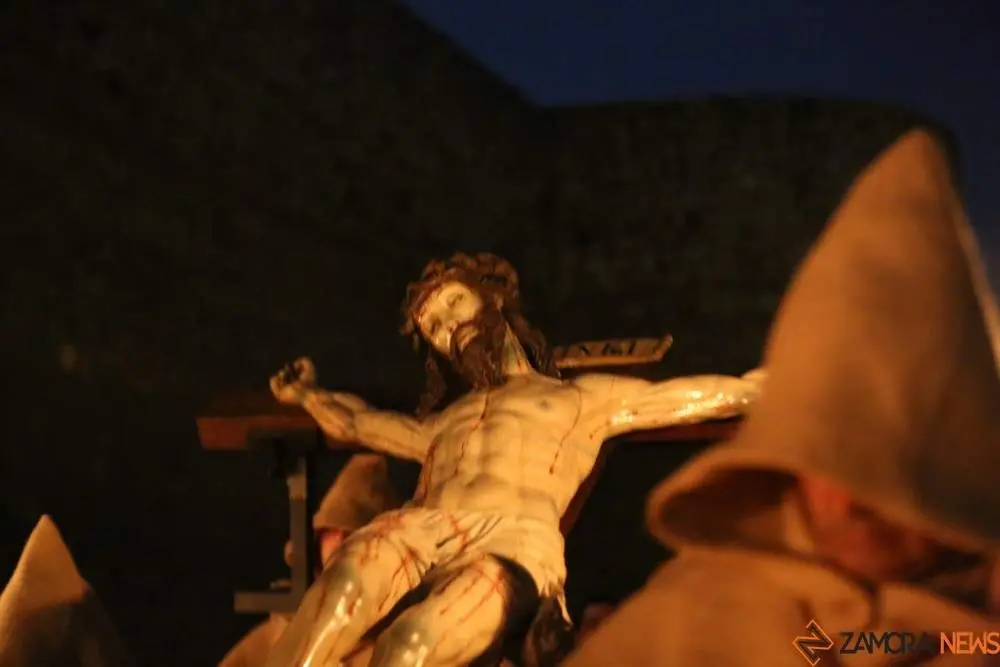 sábado 7 palabras toro (30)_tn