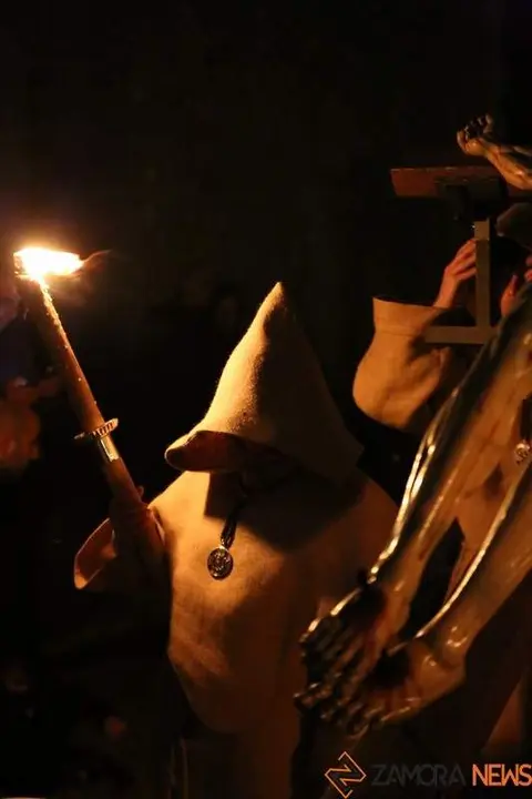 sábado 7 palabras toro (35)_tn