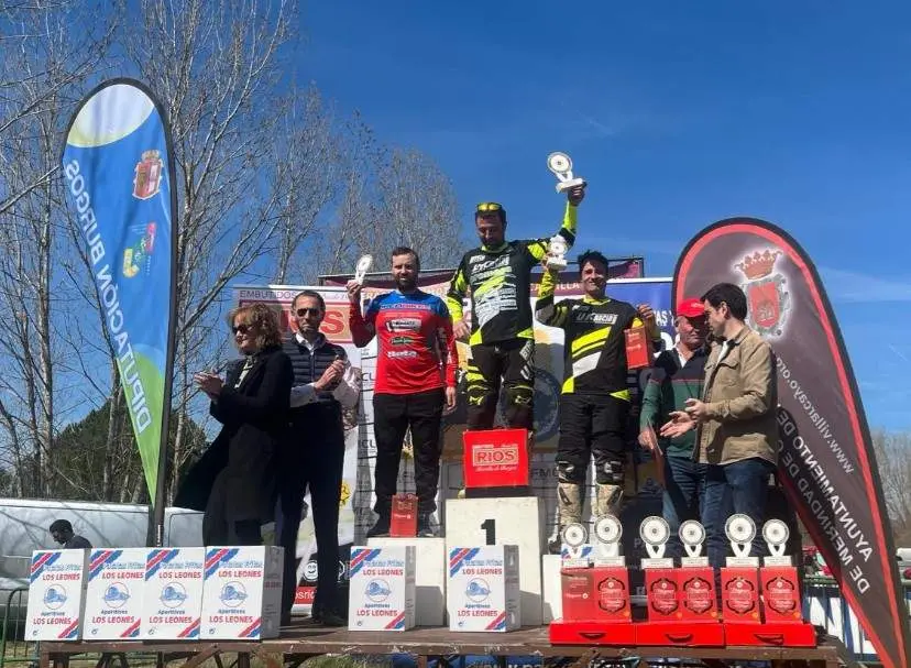 podium Israel Ramírez