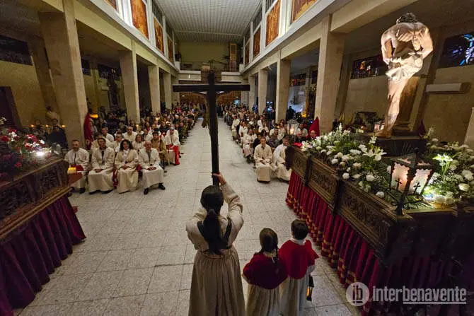 Triduo tras la suspensión de la Procesión del Silencio en Benavente. Fotografía: Interbenavente.es