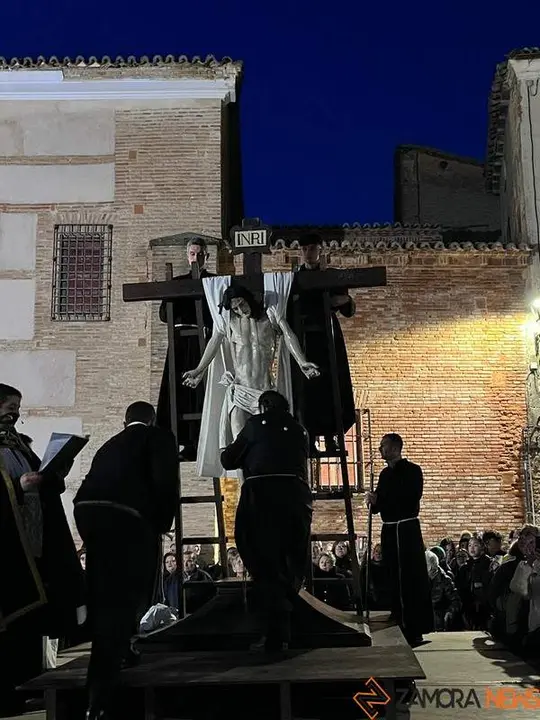 Cristo muerto toro  (25)_tn