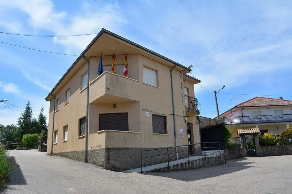 Ayuntamiento de Manzanal de los Infantes
