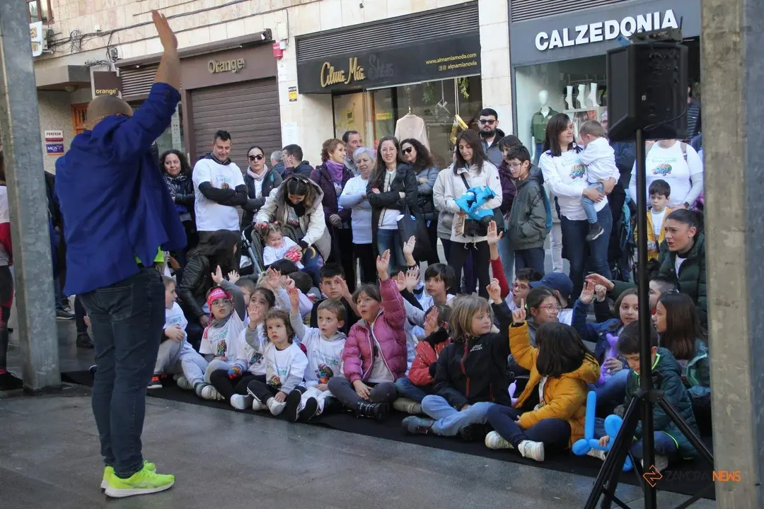 X Marcha Solidaria a favor de las Personas con Autismo  organizado por AZADAHI