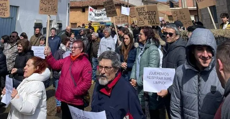 Manifestacion Vega de Tera- Planta Biogas