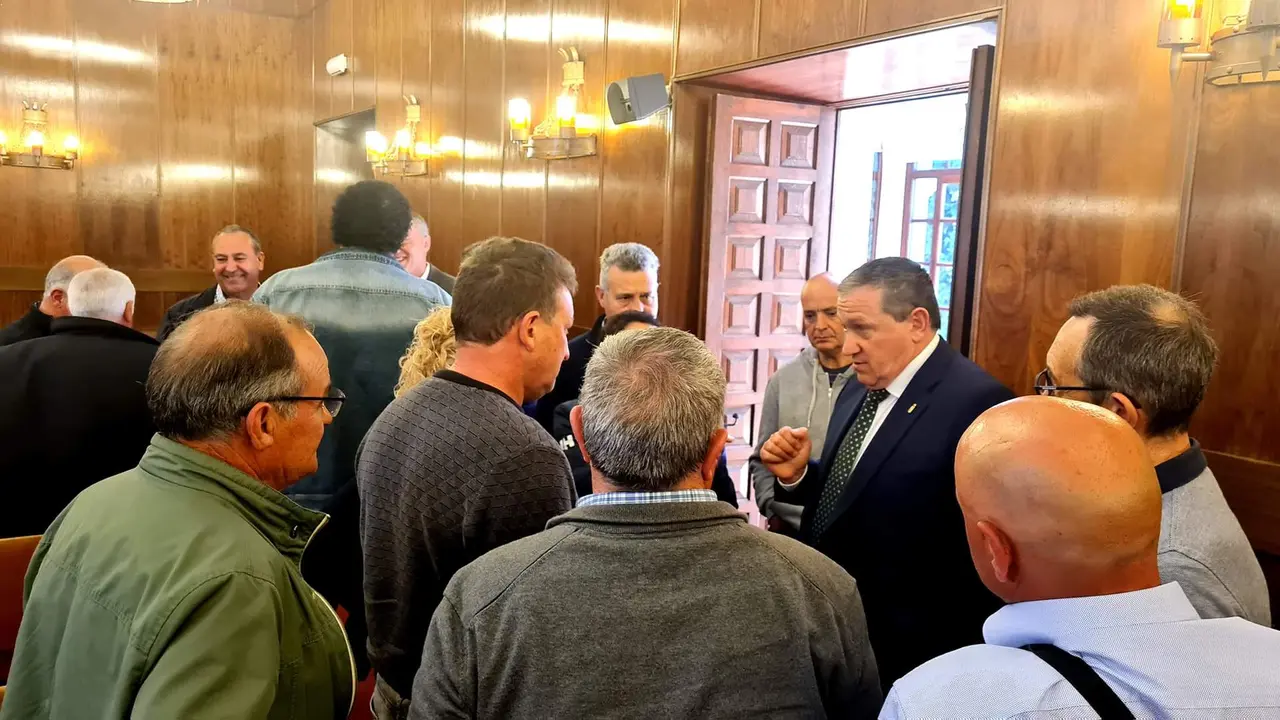 Faúndez ha subrayado la importancia de abordar esta problemática de manera urgente y efectiva, reconociendo el impacto que tiene en las familias y en la economía de la región