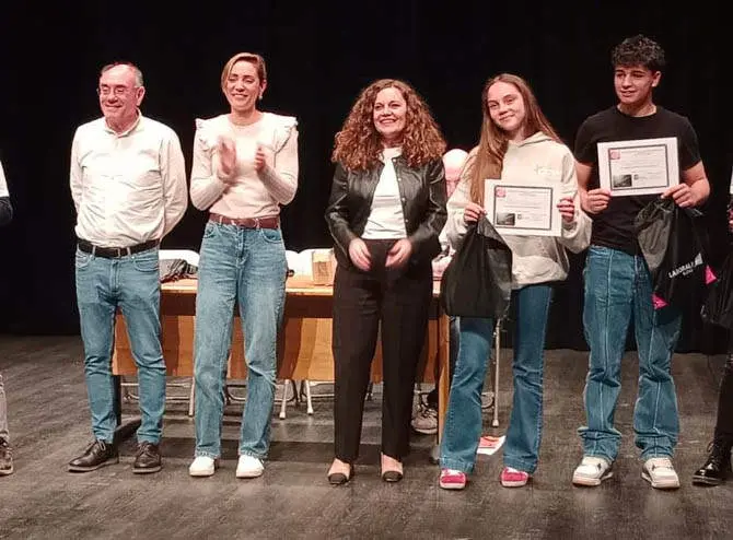Sofía Arruti en la entrega de trofeos de la Olimpiada de Matemáticas de la provincia de León