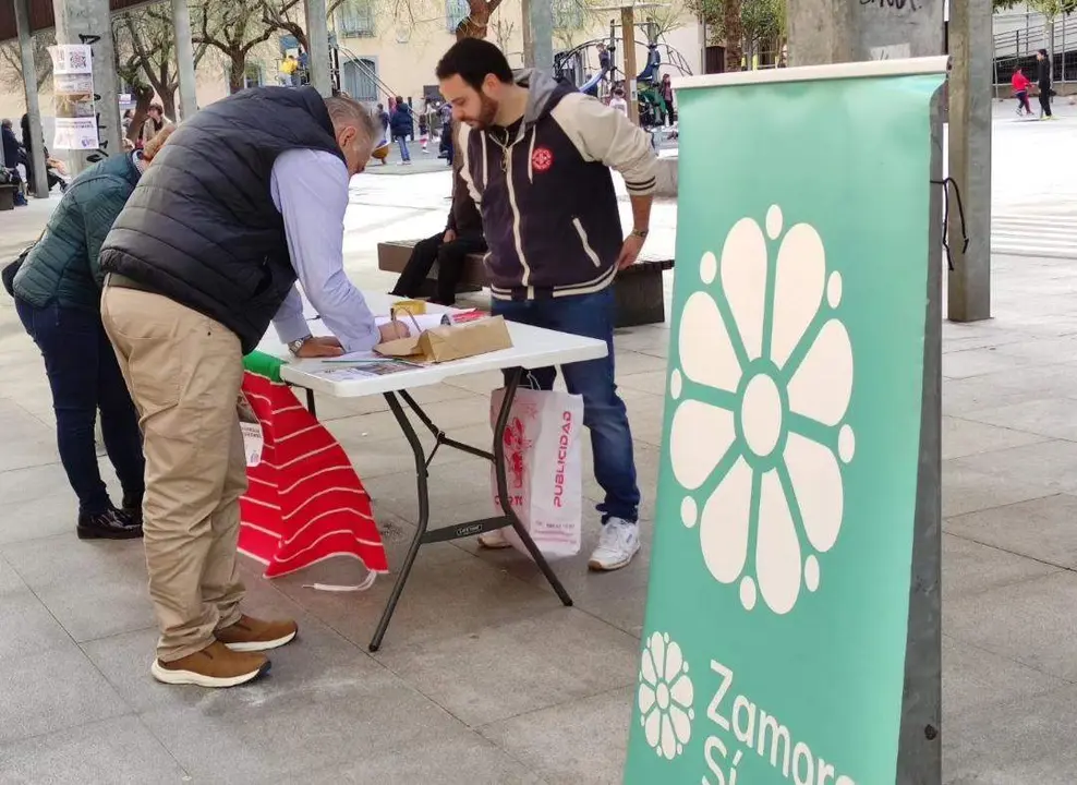 Firmas contra cierre residencia (abril 2024)