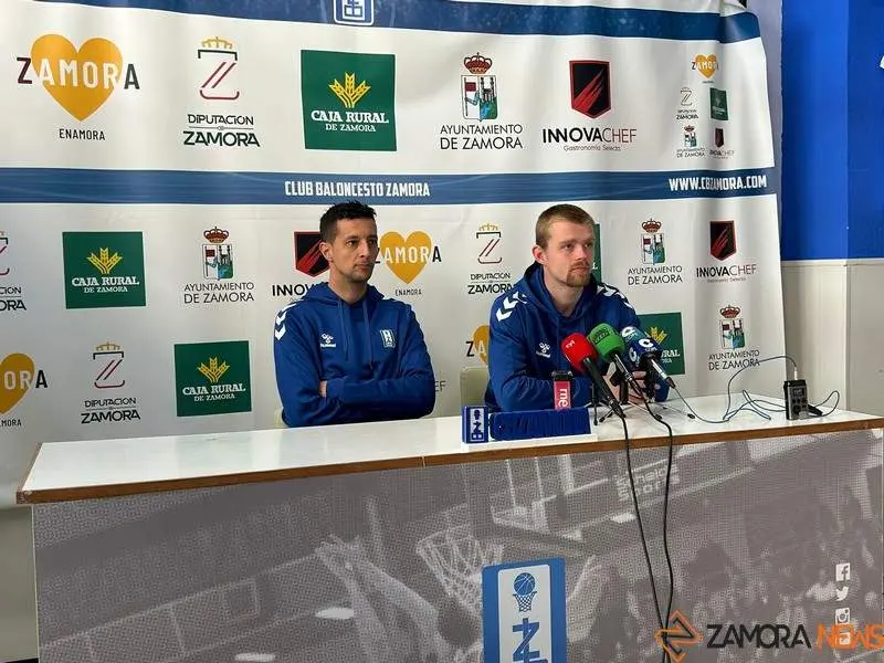 Saulo Hernández en rueda de prensa