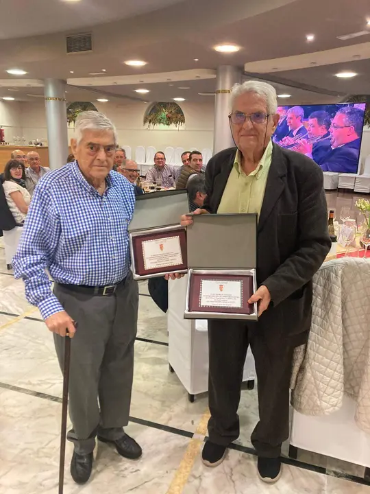 Reencuentro de antiguos compañeros del Rey Don Sancho y homenaje a la familia Rodríguez San León