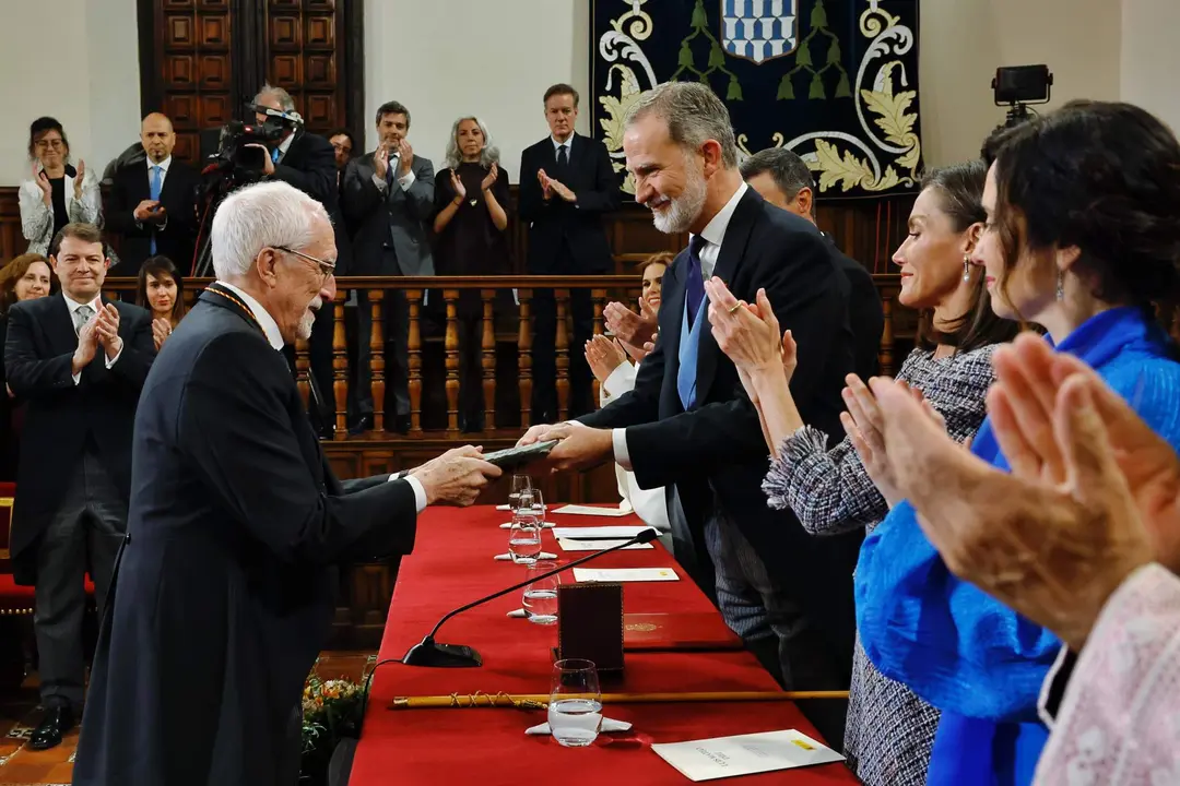 Premio Miguel de Cervantes 2023. Firma Casa Real