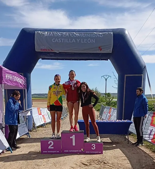 Podio Carrera de la Comunidad en Villalar