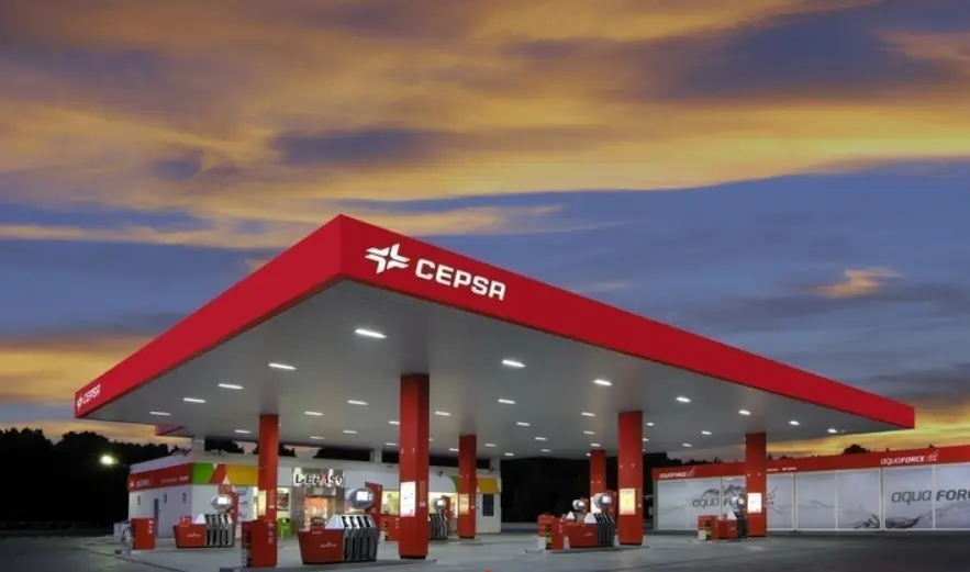 gasolinera Carbajales de Alba. imagen Cepsa