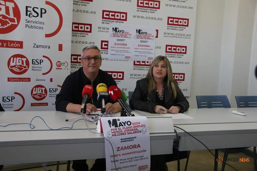 Trinidad Aceebes y Juan Escudero durante la convocatoria para la manifestación del 1 de mayo_2