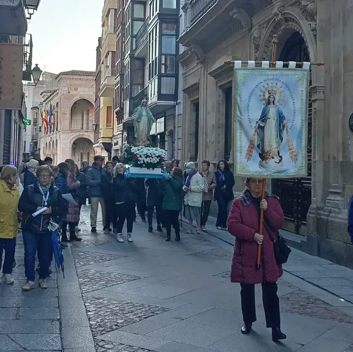 Rosario de la aurora por las calles de Zamora. Fotografía: Diócesis de Zamora