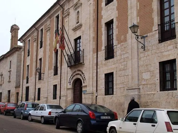 Residencia Virgen del Canto de Toro
