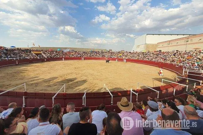 Plaza de Toros de Benavente. Fotografía: Interbenavente.es