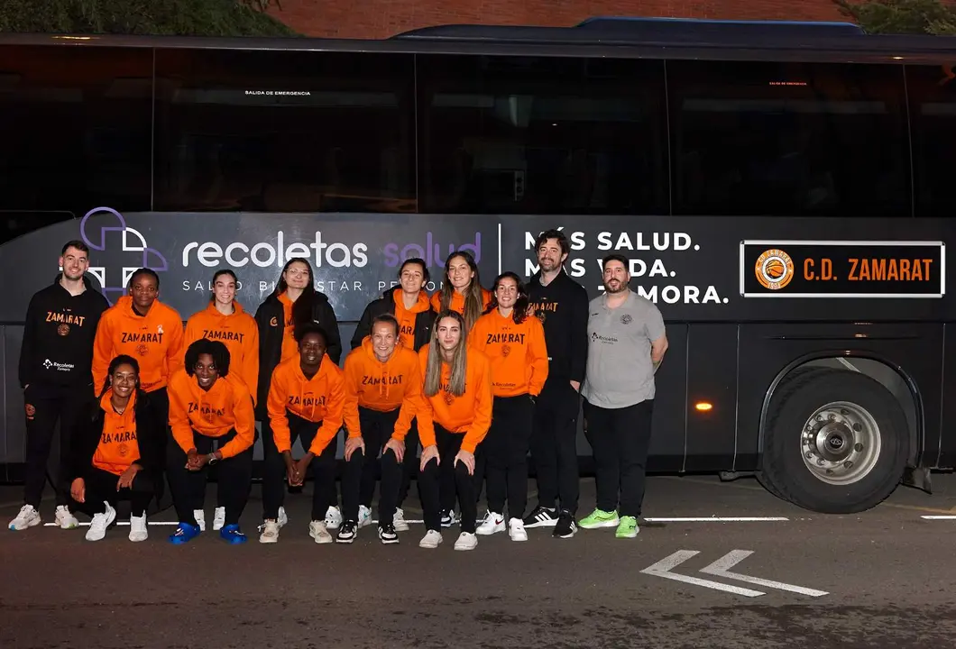 atuobús y equipo