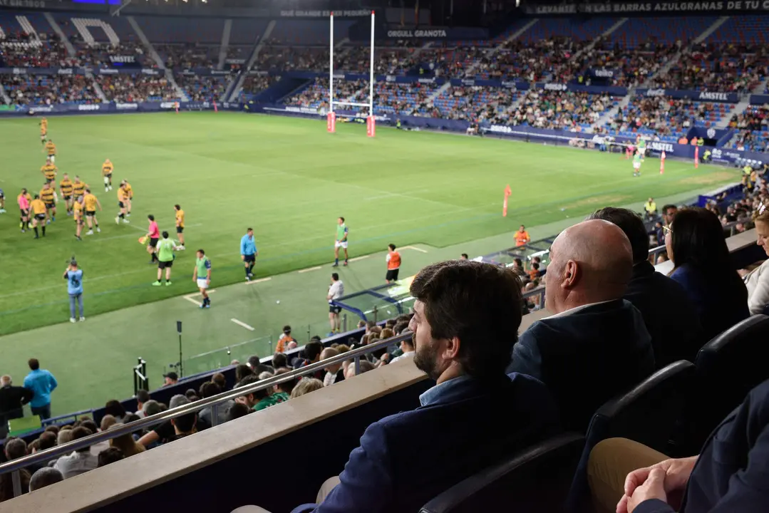 El vicepresidente de la Junta asiste a la final de la Copa del Rey de rugby