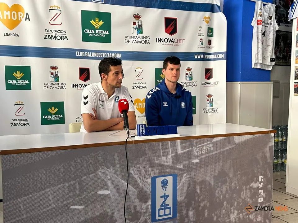 Saulo Hernández y Kevin Buckinham, del CB Zamora Enamora
