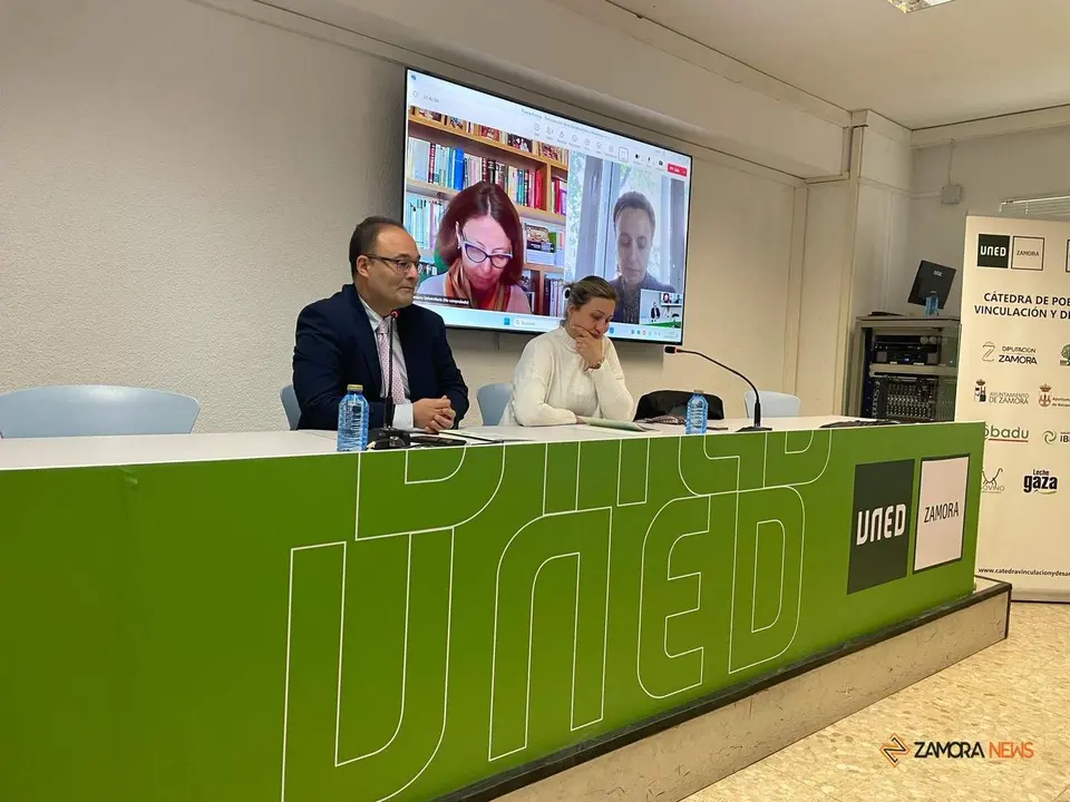 Presentación libro "Discapacidad y resiliencia en una sociedad digital e inclusiva"