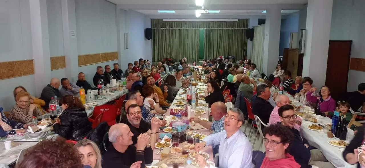 Gran paellada en Quiruelas de Vidriales. Fotografía: CEDIDA