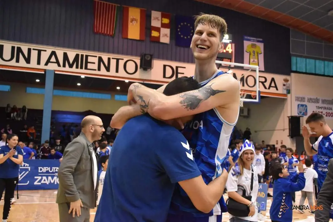 Celebración ascenso a LEB Oro